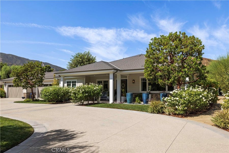 Property photo for 26185 Ravenhill Road, Canyon Country, CA