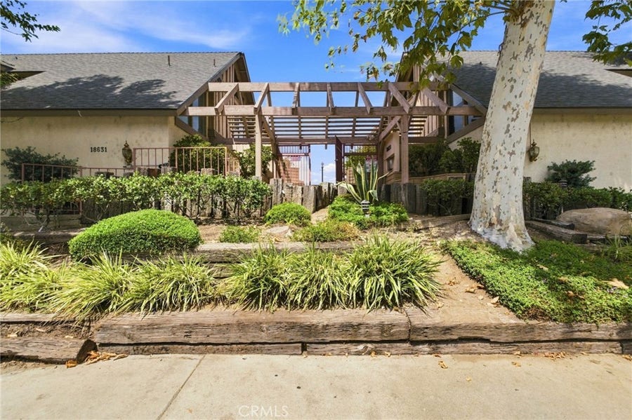 Property photo for 18631 Collins, #30, Los Angeles, CA
