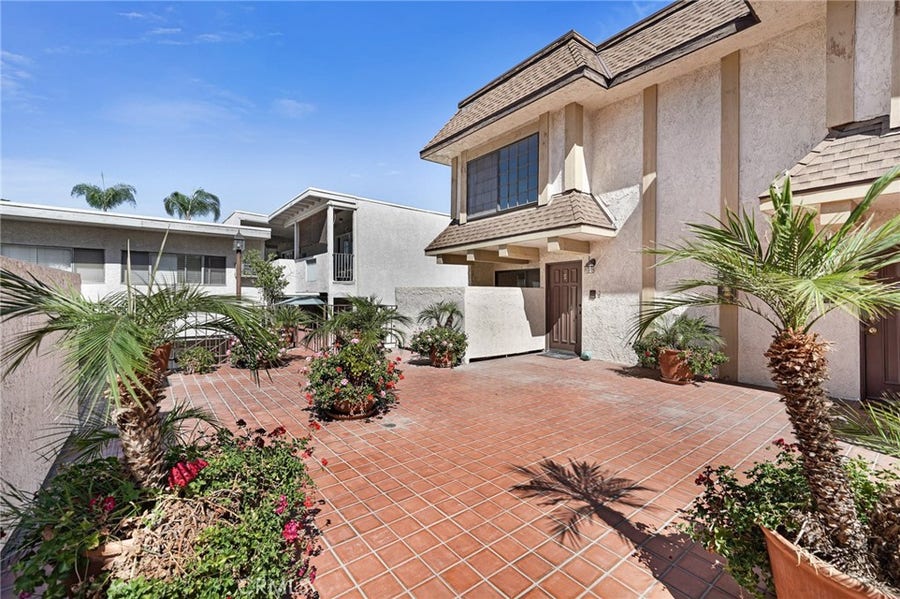 Property photo for 5404 Quakertown, #5, Woodland Hills, CA