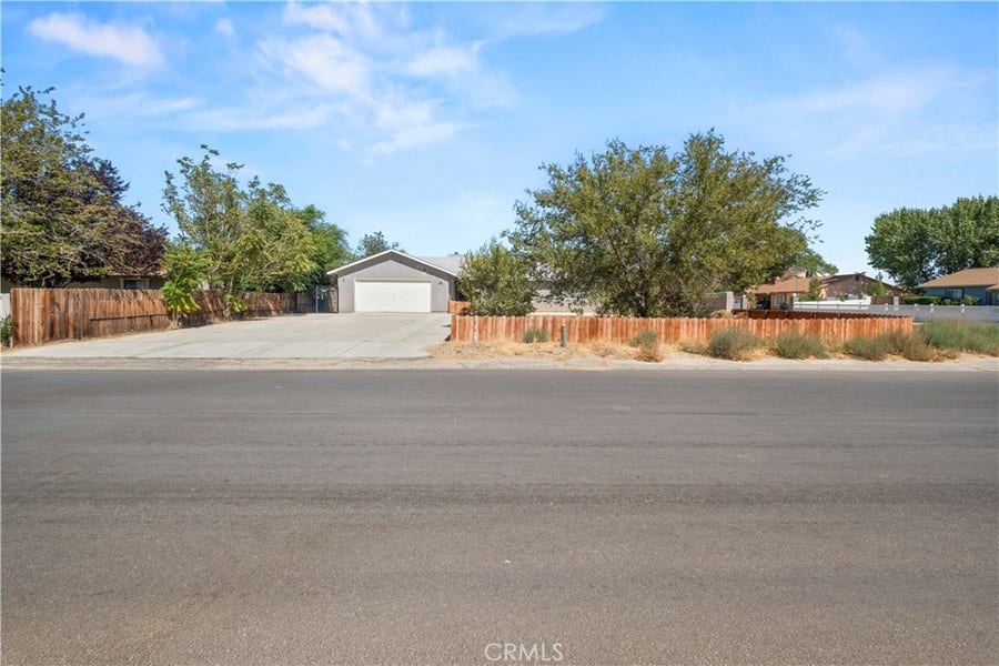 Property photo for 40904 168th E, Lake Los Angeles, CA