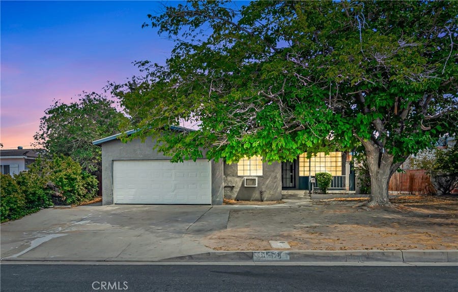 Property photo for 44258 Foxton, Lancaster, CA
