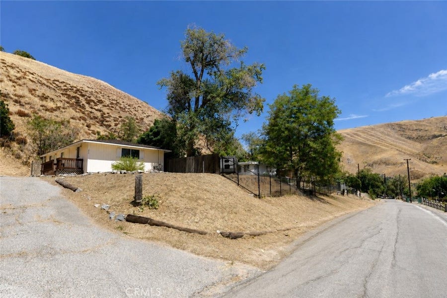 Property photo for 425 North, Lebec, CA