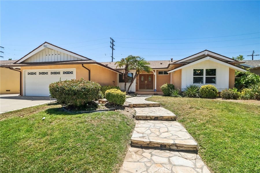 Property photo for 17956 Tribune Place, Granada Hills, CA