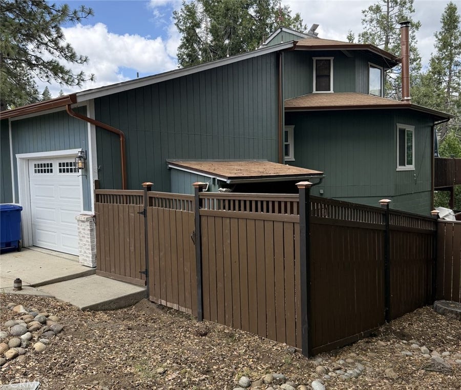 Property photo for 33952 Tocaloma, Auberry, CA