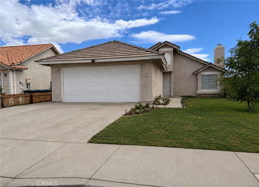 Property photo for 36902 Goldenview, Palmdale, CA