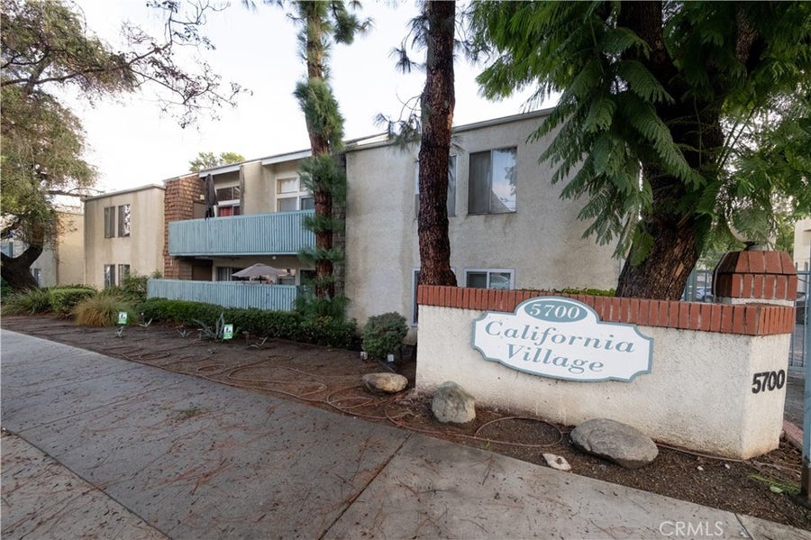 Property photo for 5700 Etiwanda Avenue, #149, Tarzana, CA