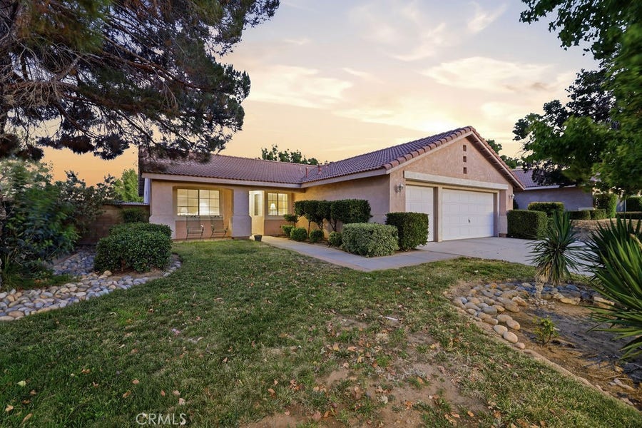 Property photo for 40324 Homeridge, Palmdale, CA