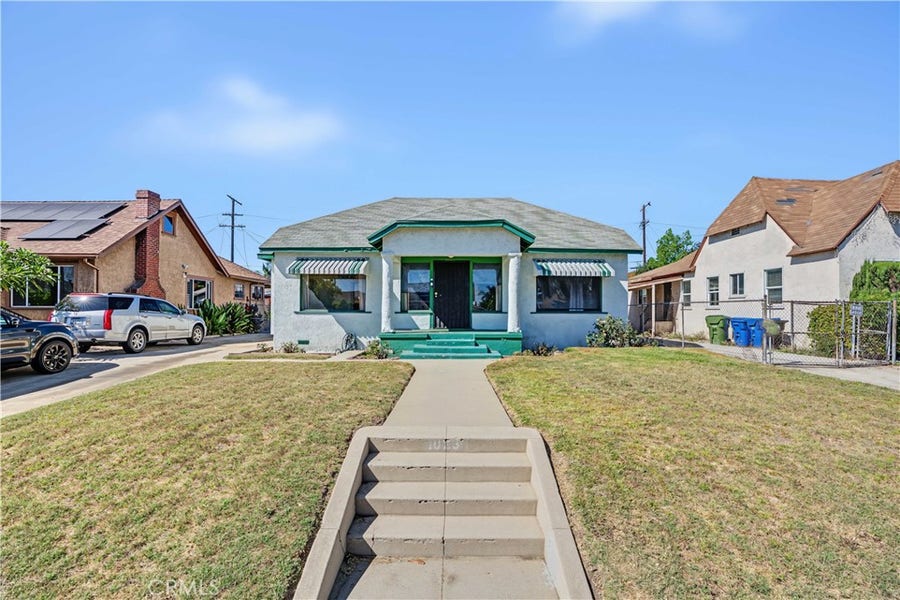 Property photo for 1023 W 73rd, Los Angeles, CA