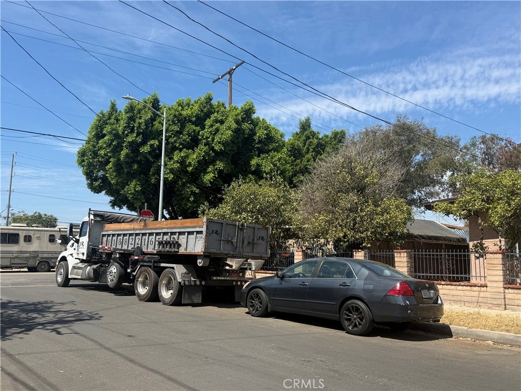 10004 San Fernando Road, Pacoima, CA 91331