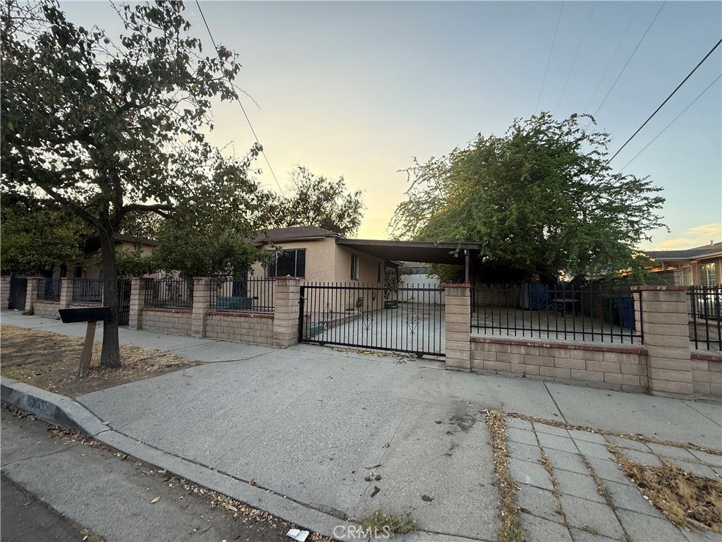 10004 San Fernando Road, Pacoima, CA 91331