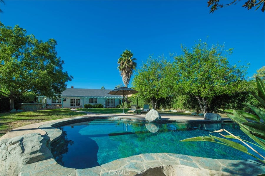 Property photo for 6504 Tamarind, Oak Park, CA