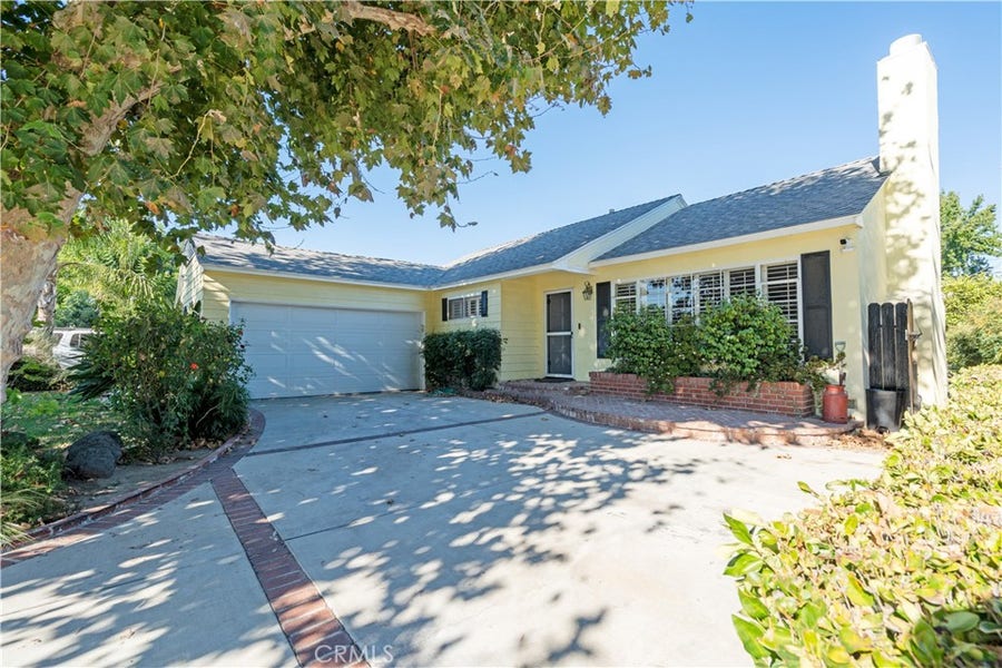 Property photo for 7032 Encino, Lake Balboa, CA