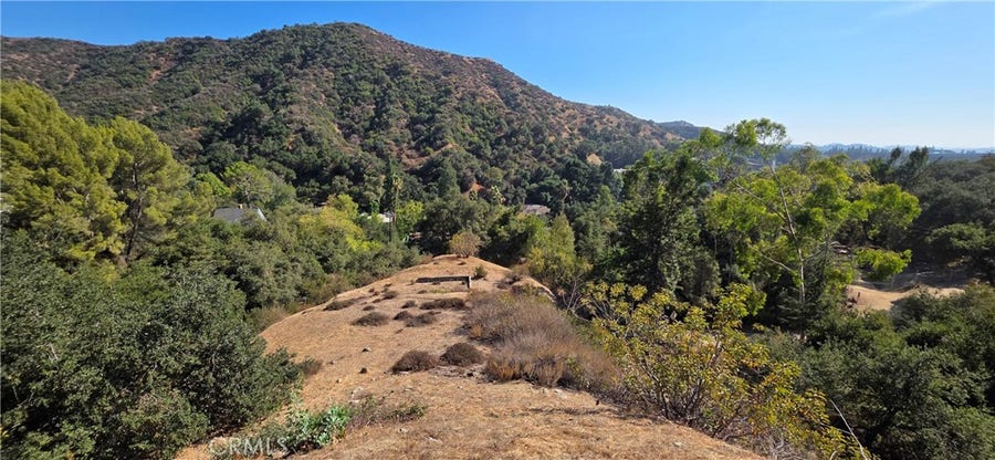 Property photo for 2331 Ramsay Drive, Glendale, CA