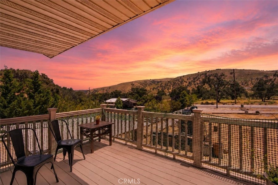 Property photo for 871 Lebec Rd, Lebec, CA
