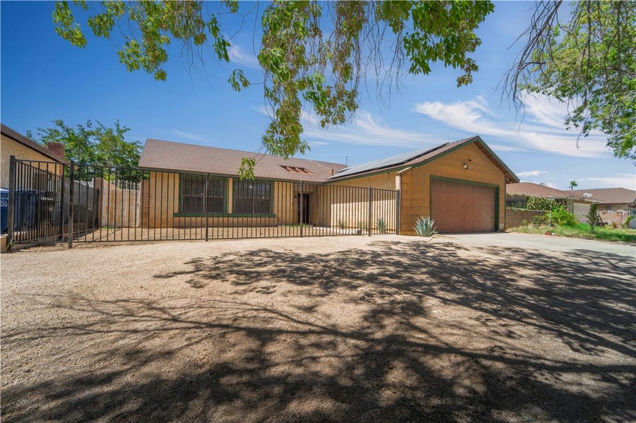 Property photo for 45115 18th Street W, Lancaster, CA