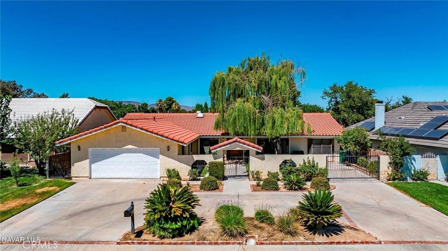 Property photo for 43029 Ed Halley, Lancaster, CA