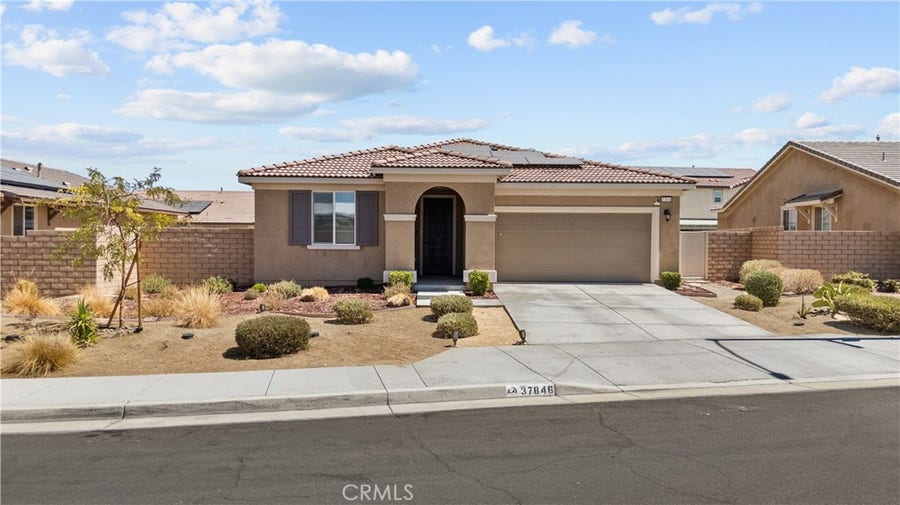 Property photo for 37846 Sunnyvale Lane, Palmdale, CA