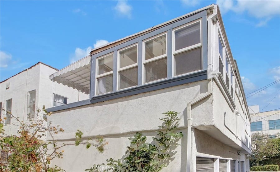 Property photo for 124 S Elm Drive, #9, Beverly Hills, CA