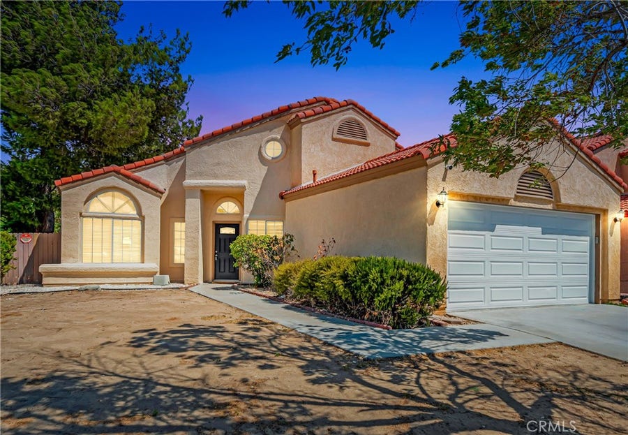 Property photo for 44636 17th St East E, Lancaster, CA