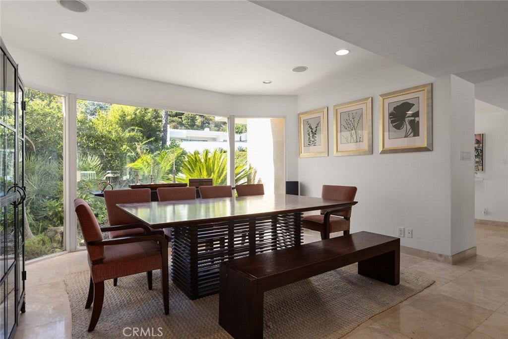 Main House: Dining room
