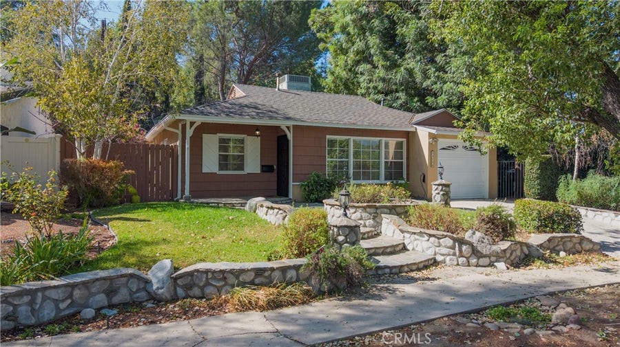 Property photo for 18276 Rosita, Tarzana, CA