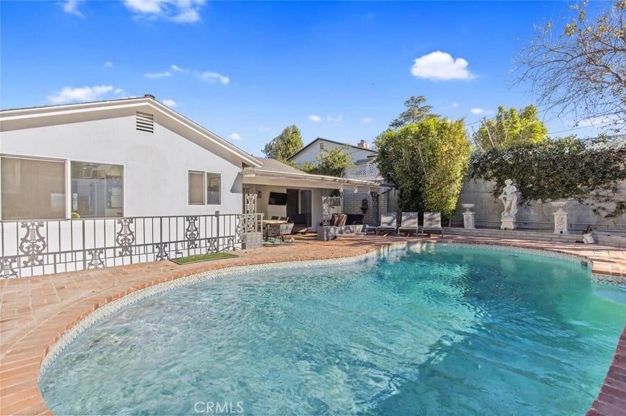 Property photo for 22444 Venido, Woodland Hills, CA