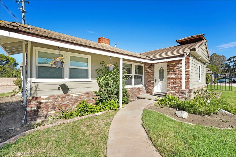 Property photo for 9763 Orcas Avenue, Shadow Hills, CA