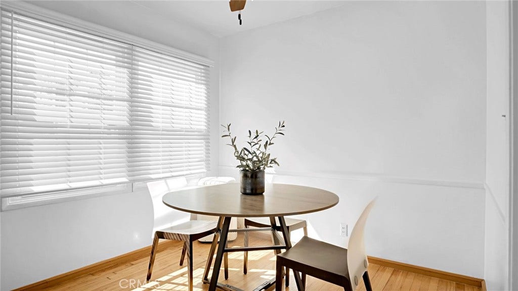5503 Hayter, Lakewood, CA 90712 Dinning area with natural light