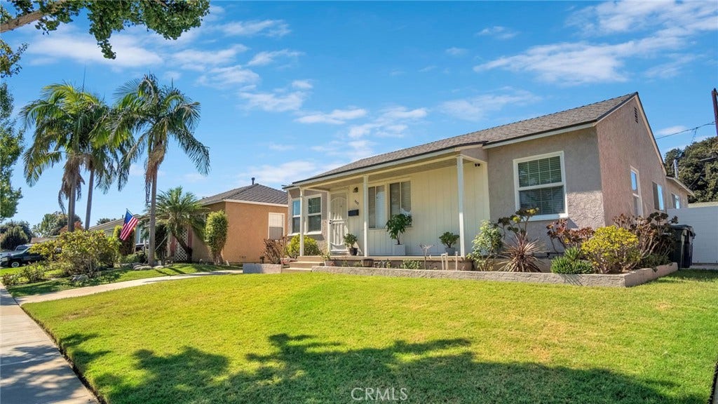 5503 Hayter, Lakewood, CA 90712 A Beautiful Sunny day