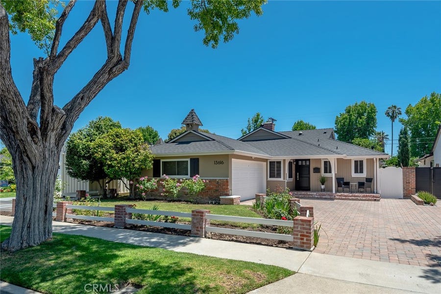 Property photo for 13616 Delano, Valley Glen, CA