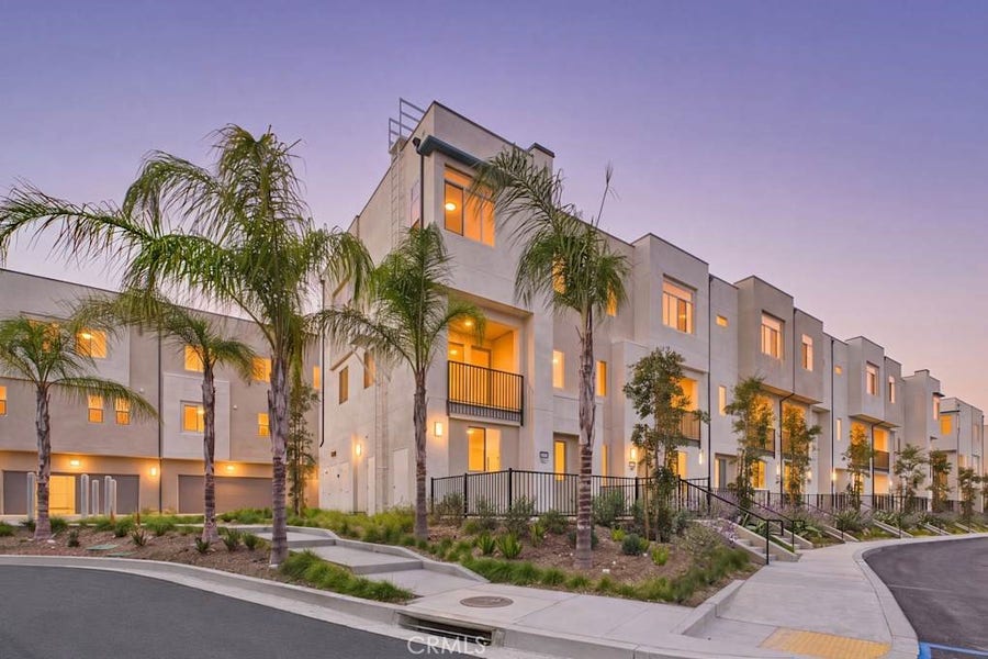 Property photo for 16285 W. San Fernando Mission Blvd, #6, Granada Hills, CA