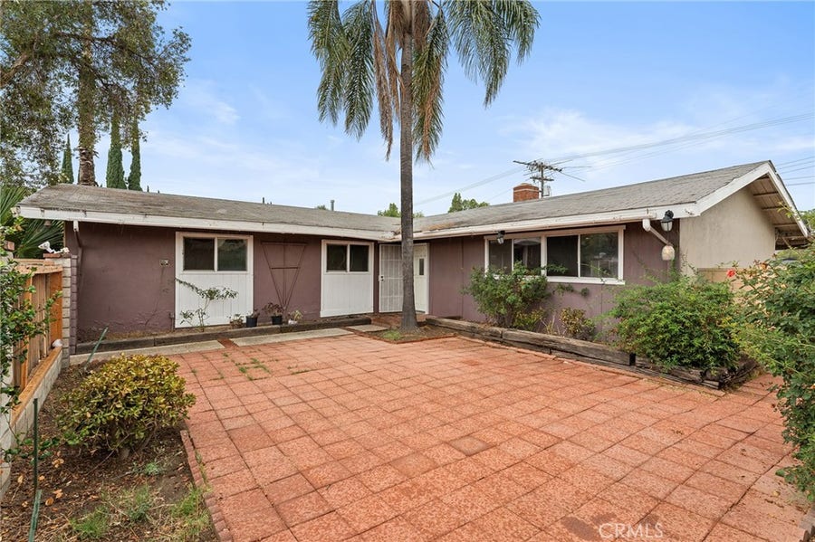 Property photo for 8233 Fallbrook, West Hills, CA