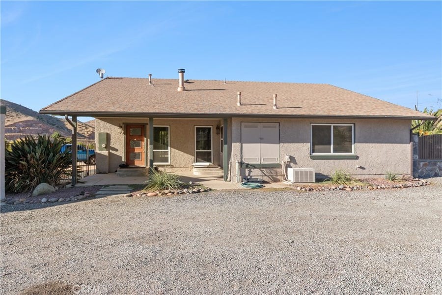 Property photo for 541 Foreston, Palmdale, CA