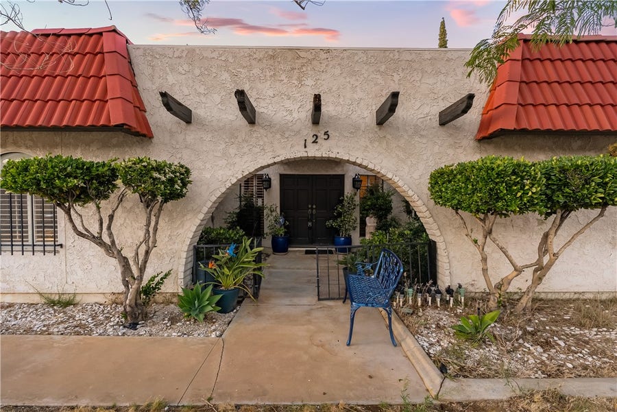 Property photo for 125 Lakeview, Palmdale, CA