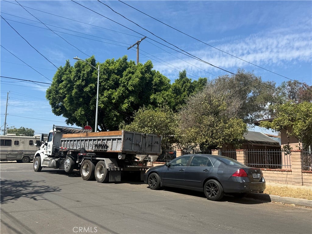 10004 San Fernando Road, Pacoima, CA 91331