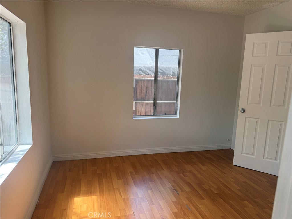 10004 San Fernando Road, Pacoima, CA 91331