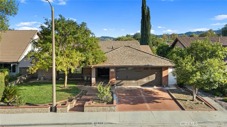 Property photo for 23420 Via Castanet, Valencia, CA