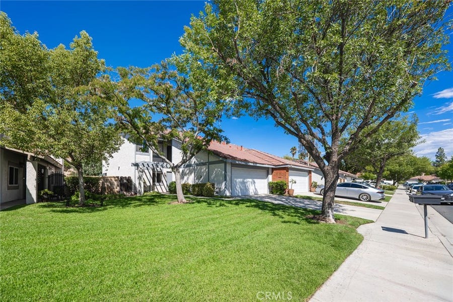 Property photo for 15903 Ada Street, Canyon Country, CA
