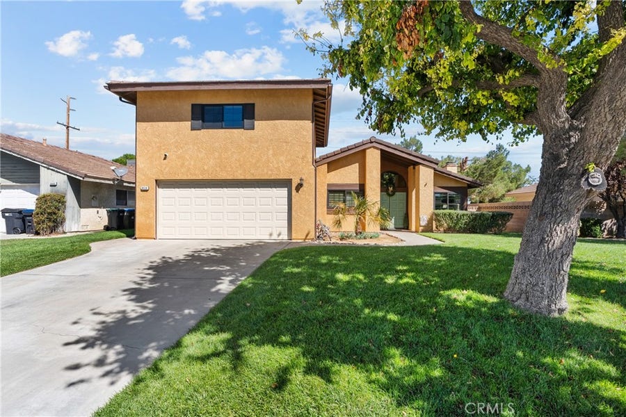 Property photo for 3115 Glad Way, Lancaster, CA