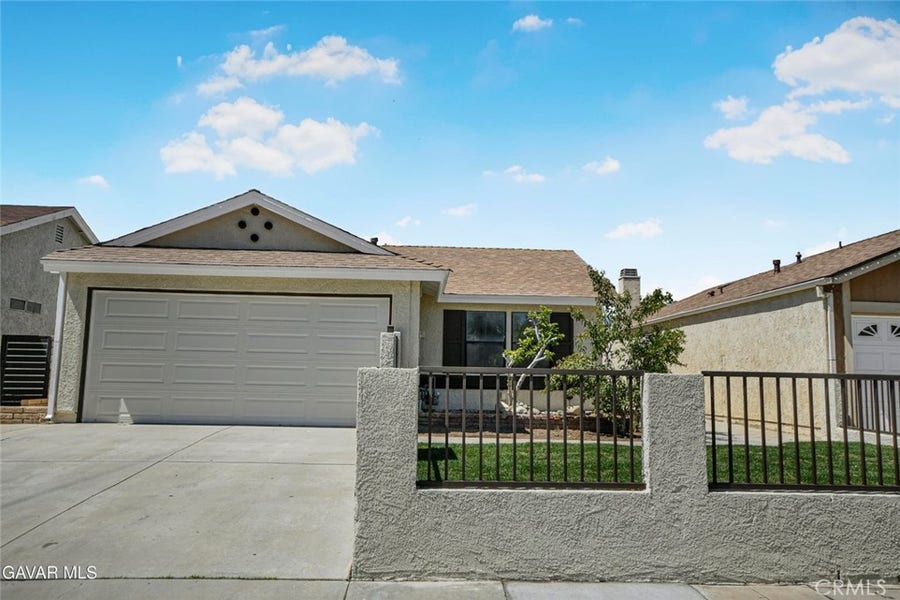 Property photo for 2810 Juniper Drive, Palmdale, CA