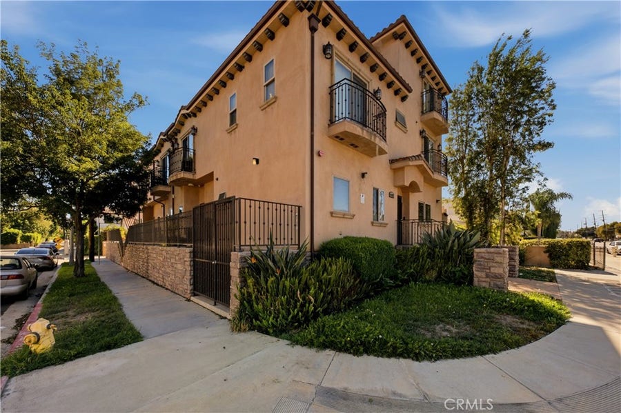 Property photo for 14702 Magnolia Boulevard, #105, Sherman Oaks, CA