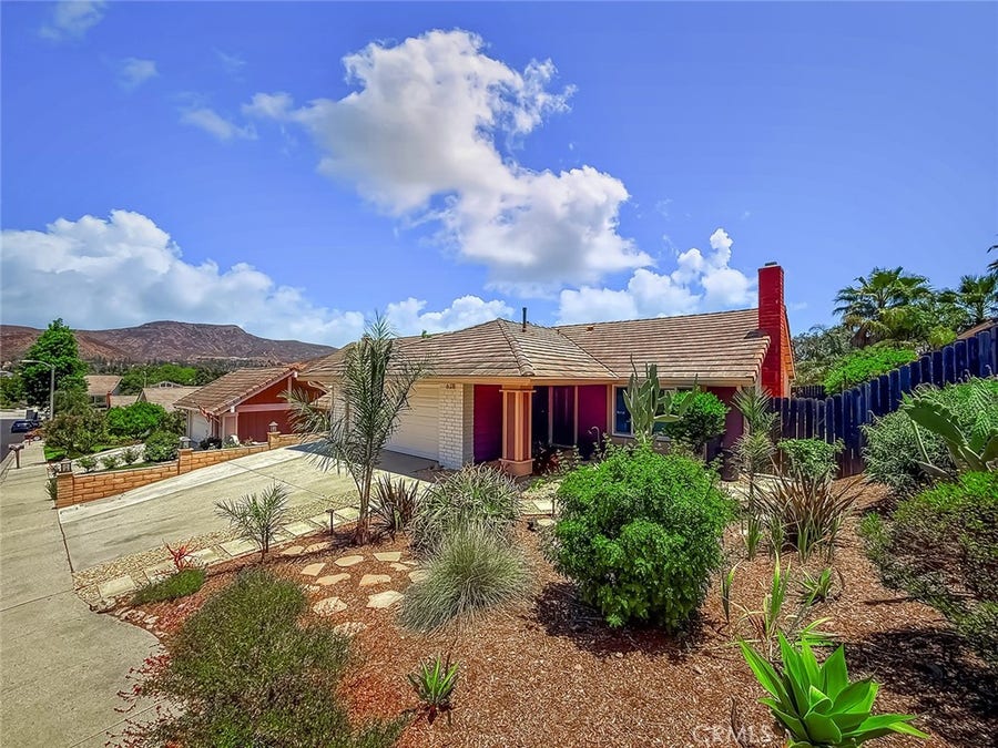 Property photo for 628 San Telmo, Newbury Park, CA