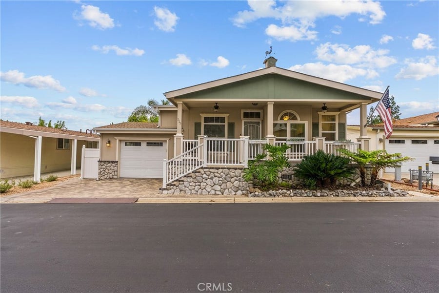 Property photo for 15455 Glenoaks Boulevard, #315, Sylmar, CA
