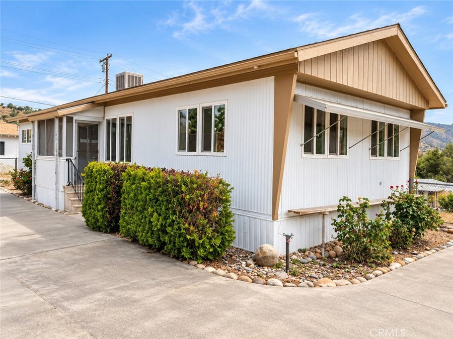 Property photo for 114 Salaine Drive, Bodfish, CA