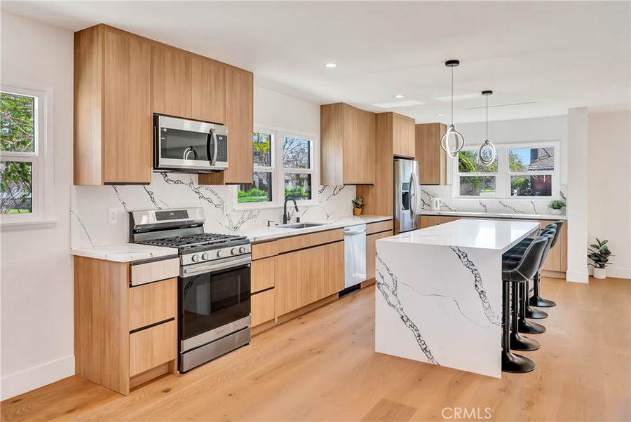 Property photo for 23635 Marylee st, Woodland Hills, CA