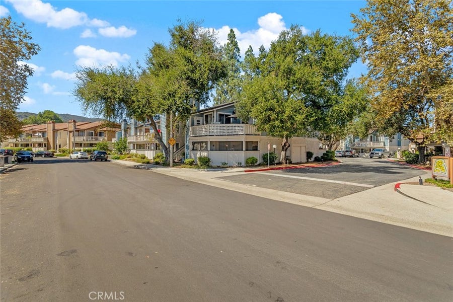 Property photo for 2438 Pleasant Way #M, Thousand Oaks, CA