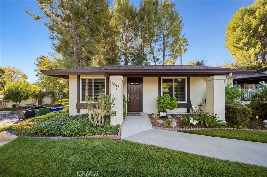 Property photo for 19508 Avenue Of The Oaks, Newhall, CA