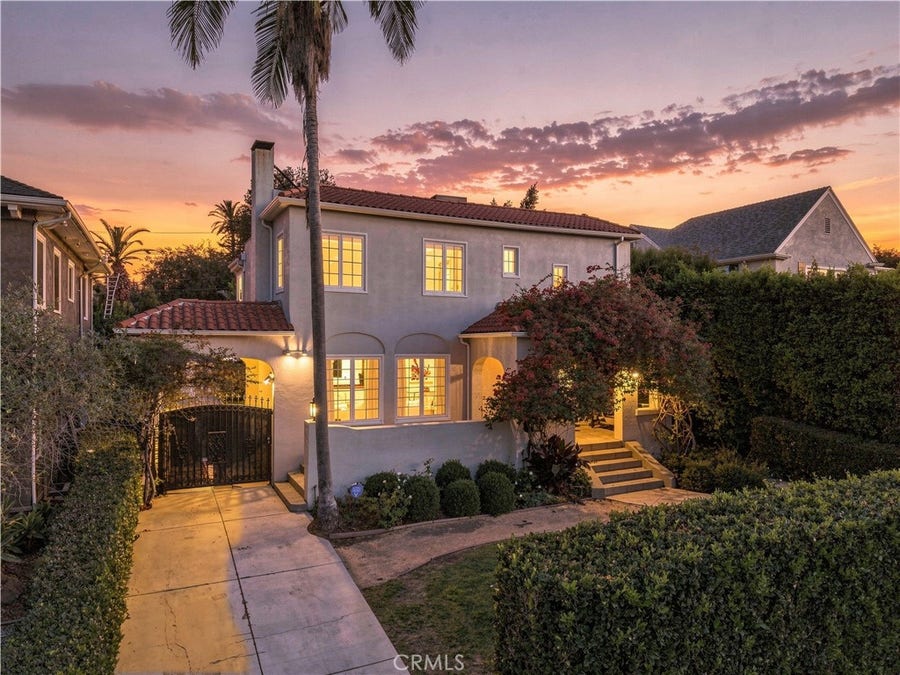 Property photo for 911 S Victoria Avenue, Los Angeles, CA
