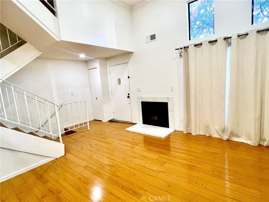 Property photo for 9131 Burnet Ave, #23, North Hills, CA