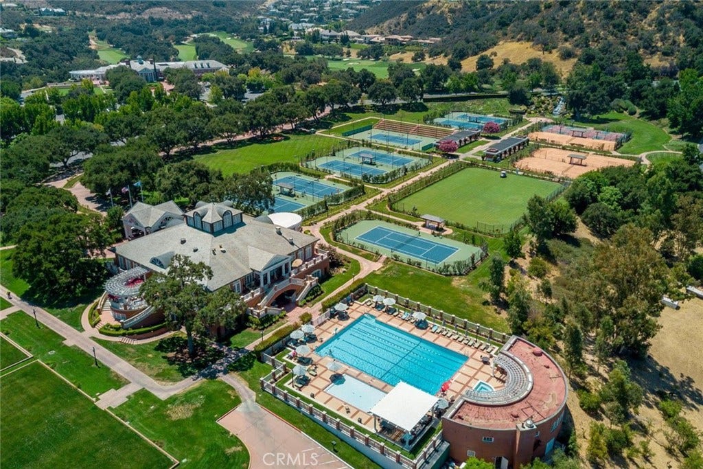 500 Lower Lake Rd. Road, Westlake Village, CA 91361 500 Lower Lake Rd. Road, Westlake Village, CA 91361